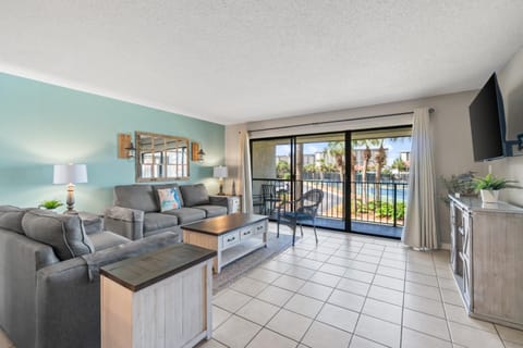 Edgewater Golf Villa 2606