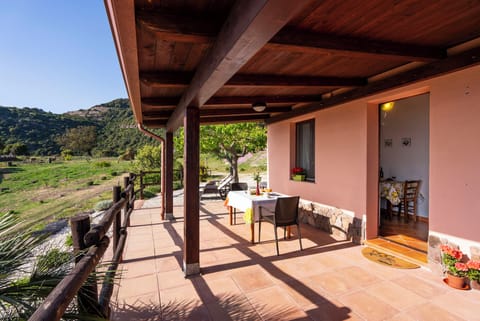 La veranda e il giardino