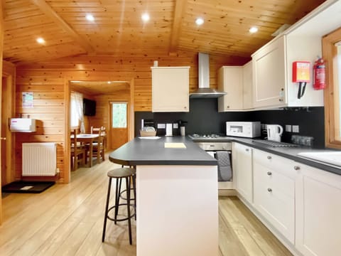 Kitchen | Pinecone Lodges- Magnolia Lodge - Pinecone Lodges, Camerton, near Bath