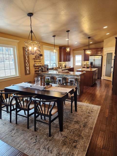 Fully equipped and immaculate kitchen with large dining table