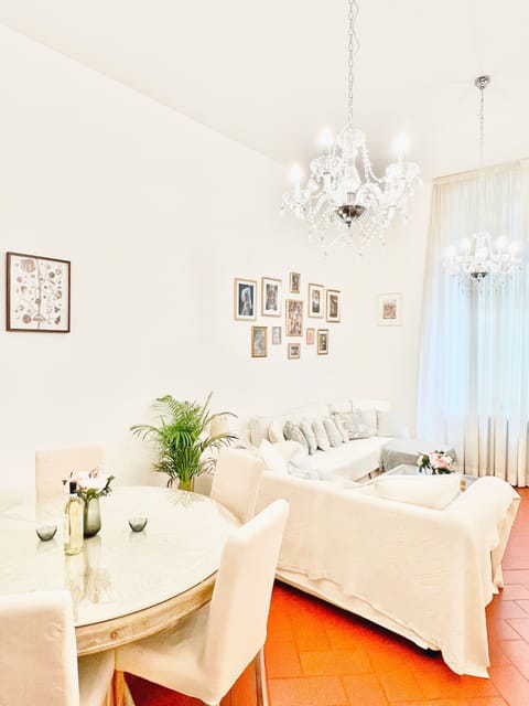 ✨YOUR BEAUTIFUL LIVING ROOM✨