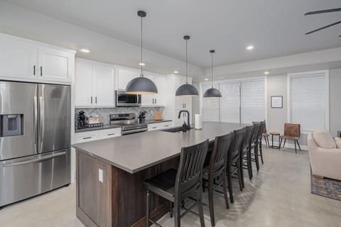 Plenty of room to gather, cook, & eat!