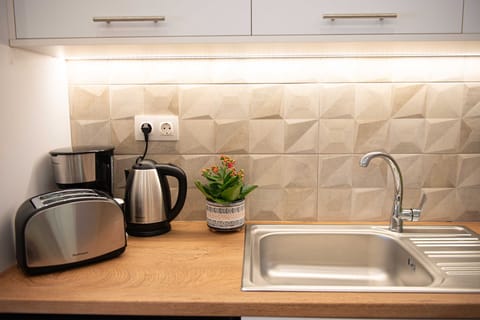 Serenity Apartment Arillas Corfu- kitchen amenities