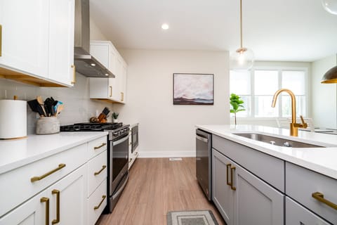 Whip up family favorites in our fully-equipped modern kitchen!