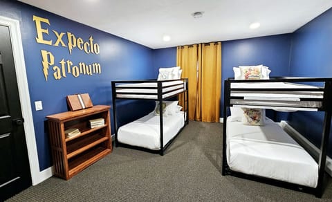 Harry Potter Themed Twin Bunks Bedroom