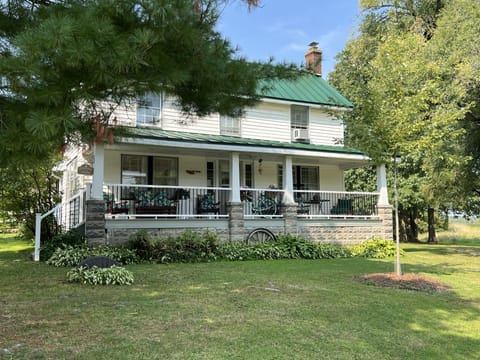 Hickory Shores Farmhouse