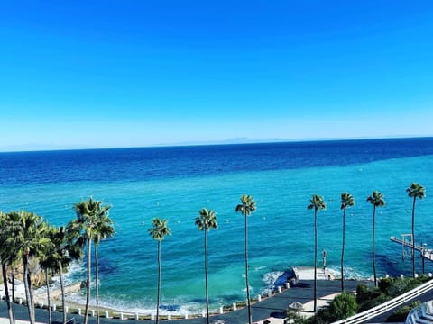 Beautiful location, great value. Our family enjoyed the pool, tennis courts and basketball while at Hamilton cove. Looking forward to returning soon. 