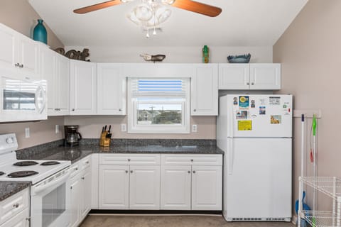 Kitchen Designed for Shared Meals