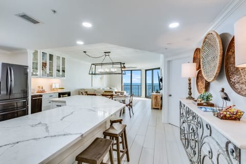 Phoenix X 1403, Orange Beach, Alabama, beach front, 3 bedroom condominium on the 14th floor