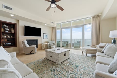 Welcome to Turquoise Place C2206