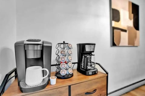 Drip coffee or Keurig.  Starter amounts provided only.