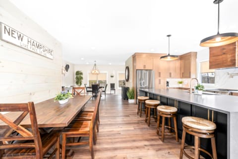 2nd Level Kitchen/Dining space