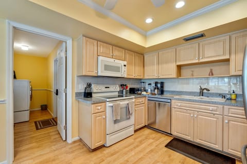 Fully equipped kitchen for you to prepare your meals.