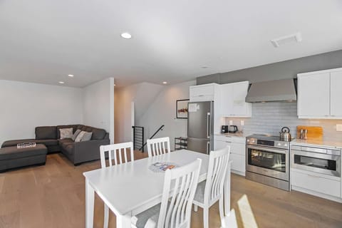 Building Lobby &amp; Kitchen