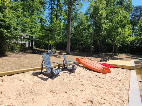 32 ft Private Beach just steps from the back door - gently sloped