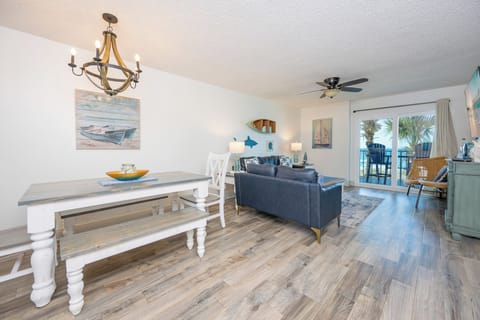 Ocean House 2202-14