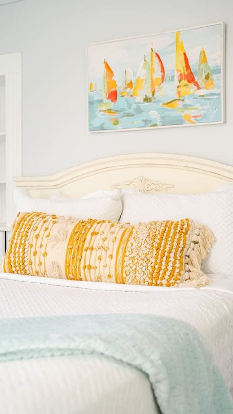 Luxury Bed: Where dreams are as plush as the pillows