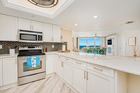 Bright, open floor plan