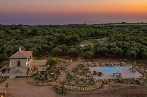 Villa Idalia Retreat image