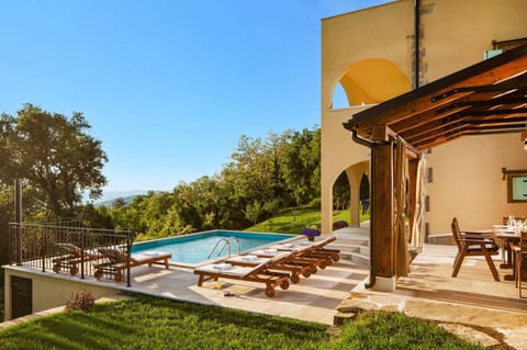 Villa Zora image