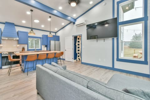 Living Room/ Kitchen