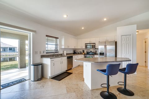 Kitchen | Keurig Coffee Maker