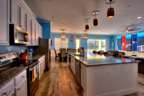 fully equipped kitchen