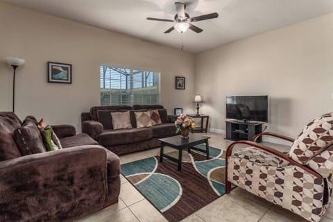 This townhome has a total of 5 bedrooms.