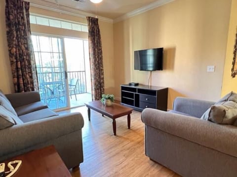 This condo has a total of 3 bedrooms.