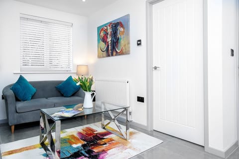 Living Room / Lounge