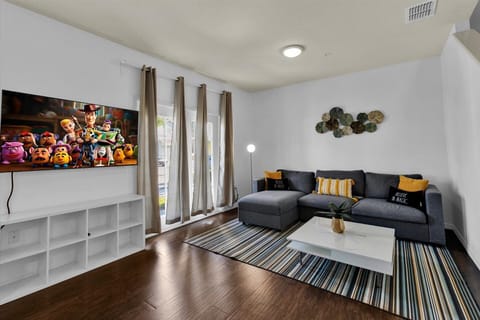 Living Room
58" Roku TV
Has a Sleeper Sofa