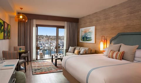 Bay/Marina View Junior Suite King