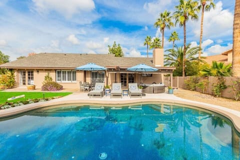 Plenty of lounge areas for poolside sunbathing