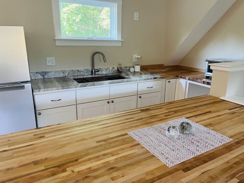 ensuite kitchen area