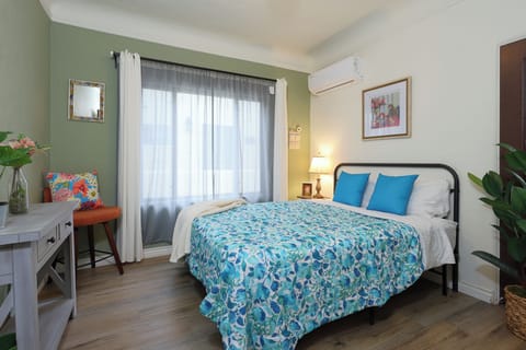 Cozy furnished bedroom.