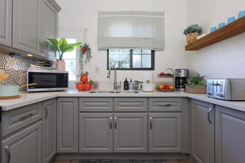 Sleek, simple, and ready to serve.