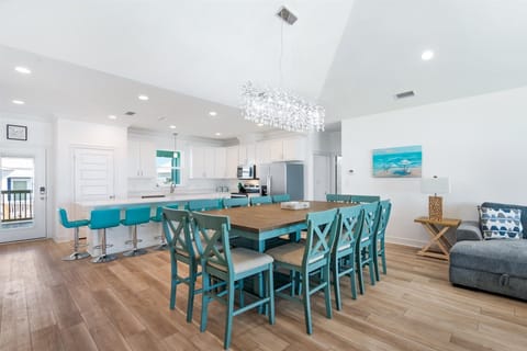 008 Hello Sunshine Large Dinning Room Table