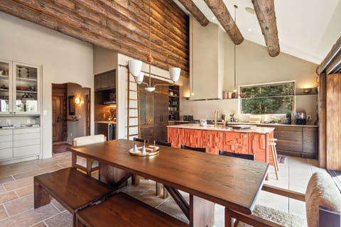 2.05-telluride-peaceful-easy-feeling-kitchen