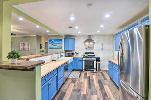 Kitchen | Main House | Dishwasher | Cooking Basics | Drip Coffee Maker