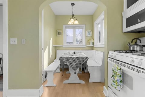 Enjoy the dining nook or back yard table for meals!