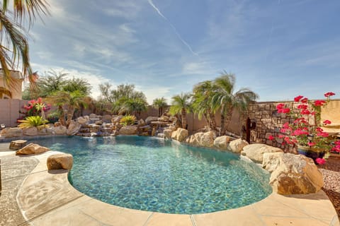 Private heated pool & spa