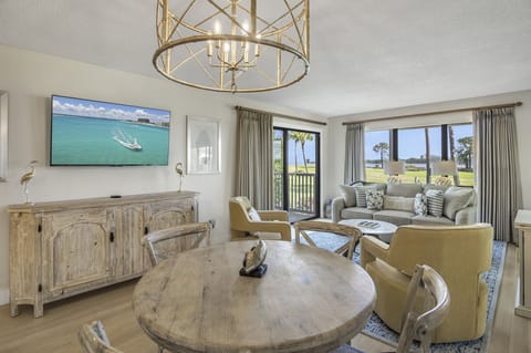 Beautiful Coastal Condo