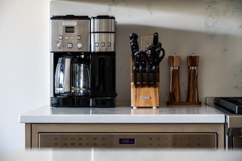 Indoors, Kitchen, Cooktop, Pot, Tabletop