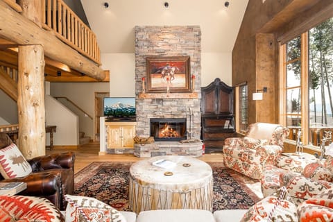 Fireplace, Indoors, Home Decor, Furniture, Living Room