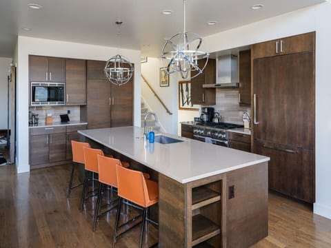 Indoors, Kitchen, Kitchen Island, Architecture, Building