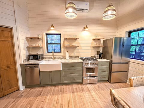 Renovated kitchen with all new appliances!