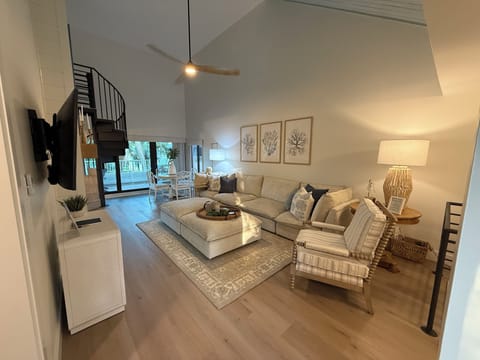 Inviting living area that opens to the back deck