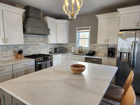 Beautiful Newly Updated Kitchen with Island and Stainless Steel Appliances
