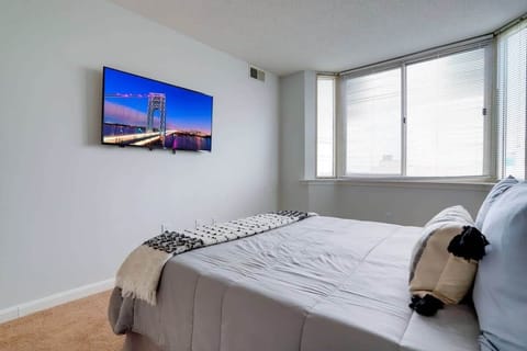 Bedroom, Queen size Bed