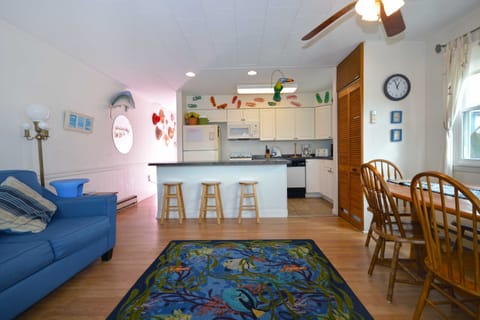 WRIGHT VIEW 2 - LIVING-AREA